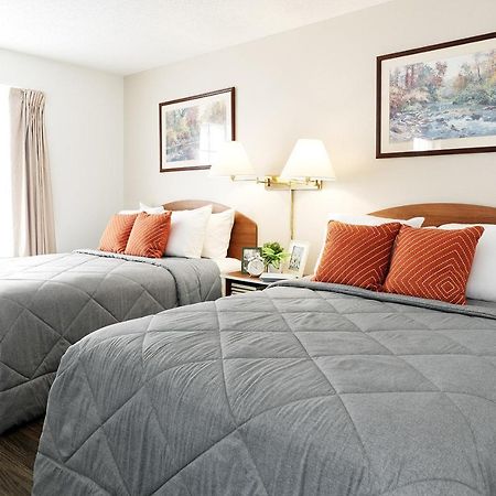 Intown Suites Extended Stay Колорадо-Спрінгз Екстер'єр фото